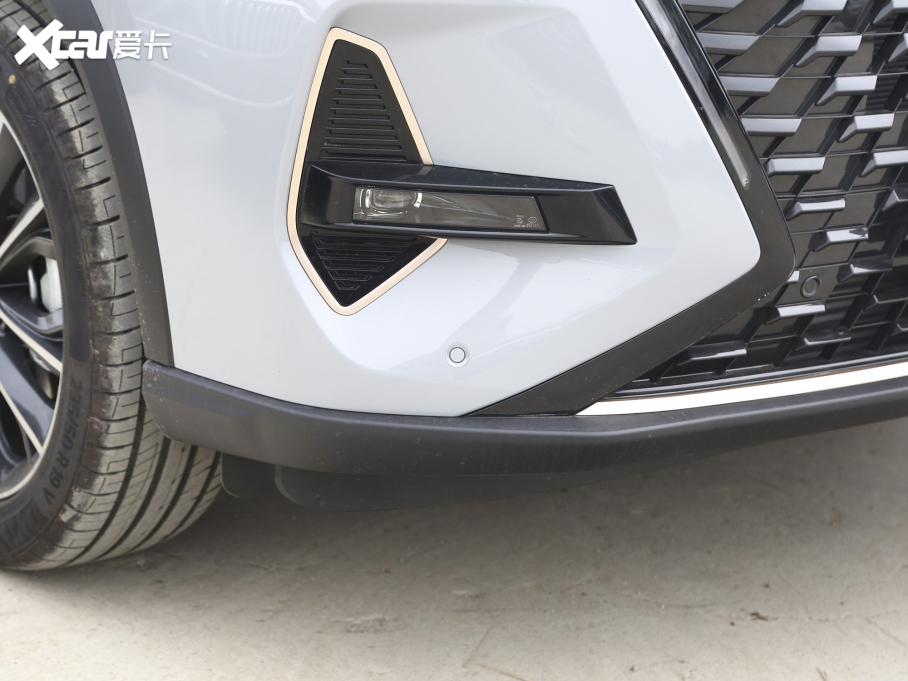 20228 PRO 390T (q)L(fng) 5