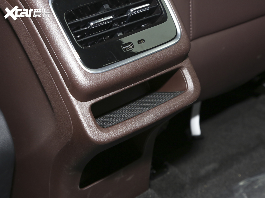 20228 PRO 390T (q)L(fng) 5