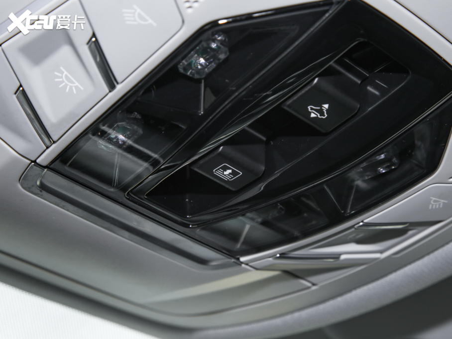 20228 PRO 390T (q) 7