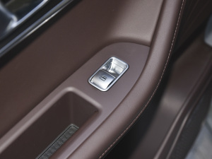 2022290T 嫰 5 ܇ƅ^