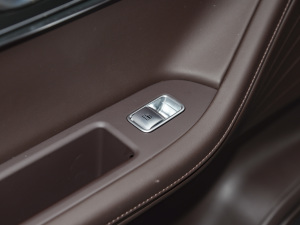 2022390T 嫰 5 ܇ƅ^