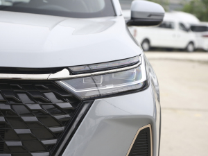 2022390T (q)L(fng) 5 (x)(ji)^