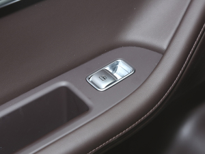 2022390T (q)L(fng) 5 ܇ƅ^(q)