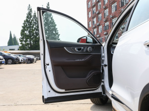 2022290T (q)H 5 {λ܇T