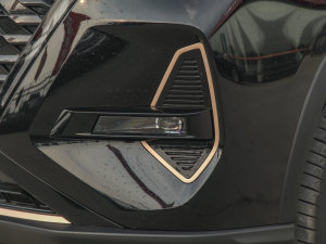 2022款390T 四驱浩瀚版 5座 前雾灯