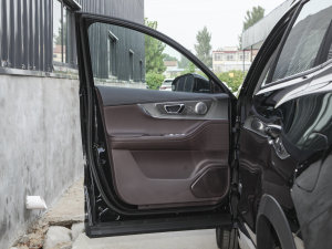 2022390T 嫰 5 {λ܇T