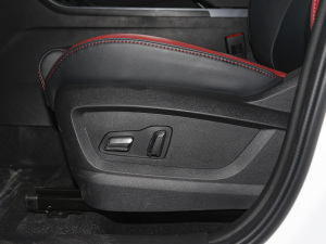 2022Ӣ۰ 1.5L CVTA {{