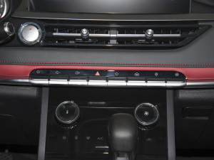 2022Ӣ۰ 1.5L CVTA п؅^