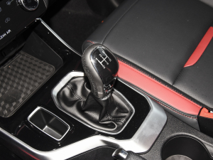 2022Ӣ۰ 1.5L քӕr QU