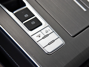 2022PLUS ؈(lin) 1.5T CVTƷ п؅^(q)