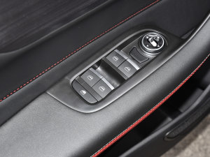 2022(j)Ӣ۰ 1.5L CVTr(sh) п؅^(q)