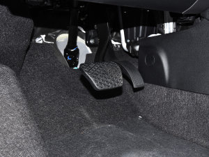 2022(j)Ӣ۰ 1.5L CVTr(sh) п؅^(q)