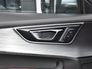 2022(j)Ӣ۰ 1.5L CVTr(sh) п؅^(q)