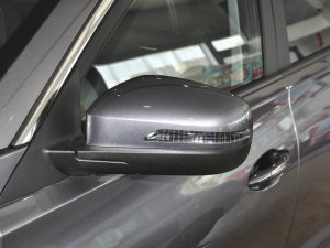 2022款1.5T CVT豪华型+ 后视镜