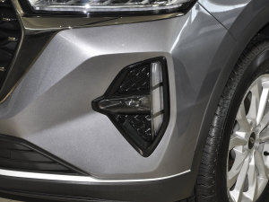 2022款1.5T CVT豪华型+ 前雾灯