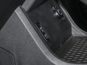 20221.5T CVTF+ п؅^