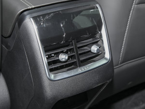 20221.5T CVTF+ п؅^