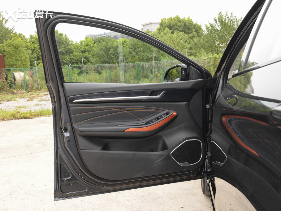 20225 GT 1.6T DCT