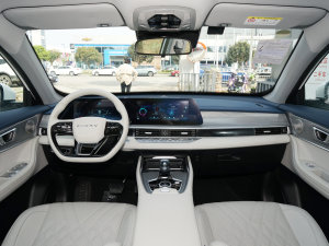 2023款1.5T 智远型 内饰全景