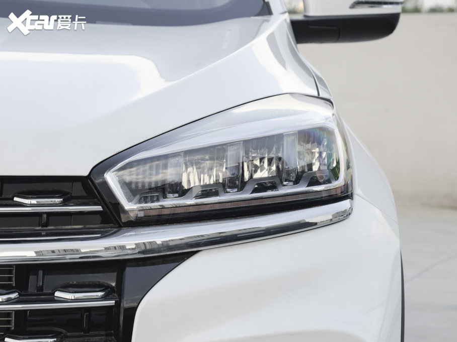 2023����8 230TCI �ք��M�A��