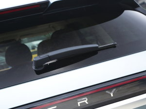 2023400T (q)F 7 (x)(ji)^