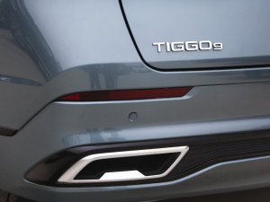 2023400T (q)F 7 (x)(ji)^