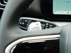 2023400T (q)A 7 п؅^(q)