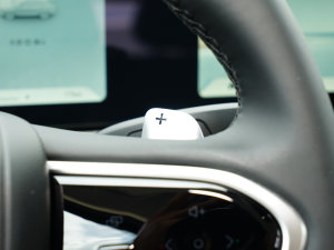 2023400T (q)A 7 п؅^(q)