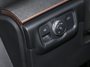 20232.0T Ԅ(dng)(q)F 5 п؅^(q)