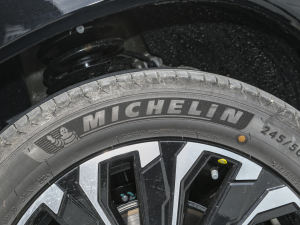 20232.0T ԄӃ(q)F 5 (x)(ji)^