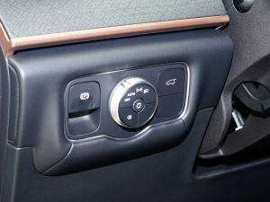 2023Ŀ 2.0T Ԅ 5 п؅^