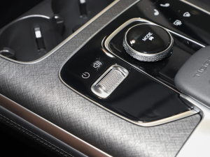 20232.0T ԄӃF 7 п؅^