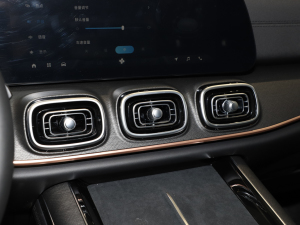 20232.0T ԄӃF 7 п؅^