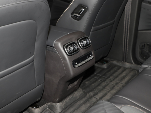 20232.0T ԄӃF 7 п؅^