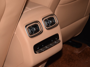 2023400T (q)Ş 5 п؅^(q)