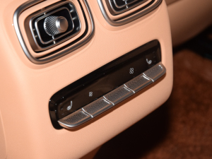 2023400T (q)Ş 5 п؅^(q)