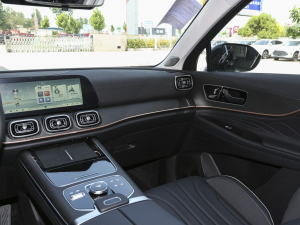 2023400T (q)A 7 п؅^(q)