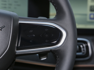 2023400T (q)A 7 п؅^(q)