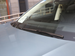 2023400T (q)A 7 (ji)^