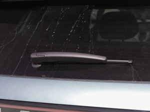 2023400T (q)A 5 (x)(ji)^