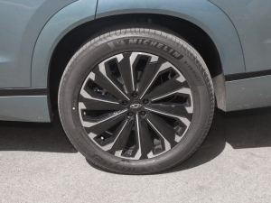 2023400T (q)A 5 (x)(ji)^