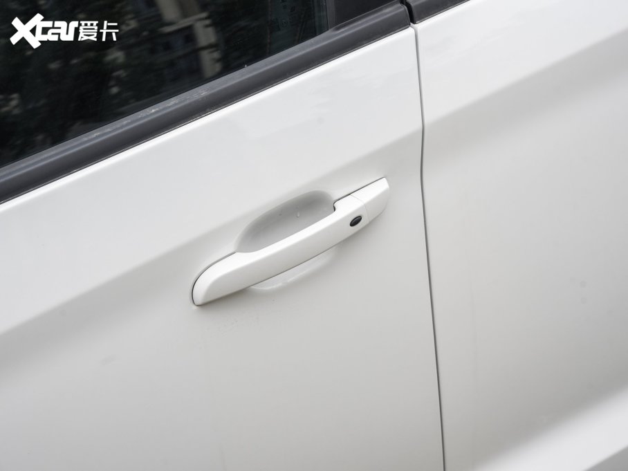 20233x 1.5L CVTr(sh)а