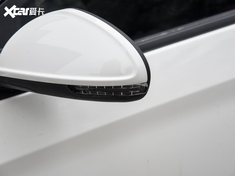 20233x 1.5L CVTr(sh)а