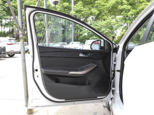 20231.5T CVTPLUS {λ܇T