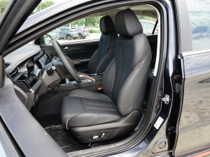 2023款1.5L CVT享PLUS 主驾驶座椅