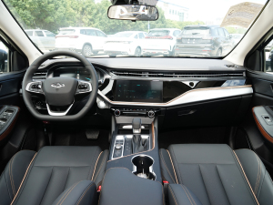 2023款1.5L CVT享PLUS 内饰全景