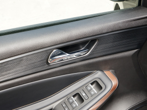 20231.5L CVTPLUS п؅^(q)