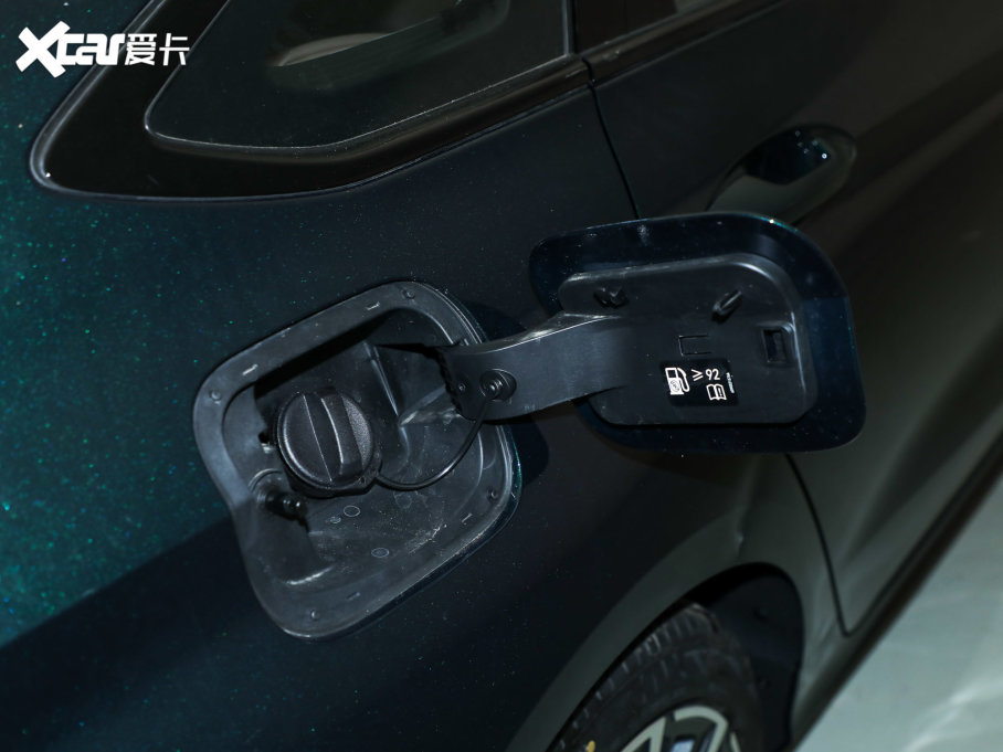 20238 ܰ 2.0T DCT