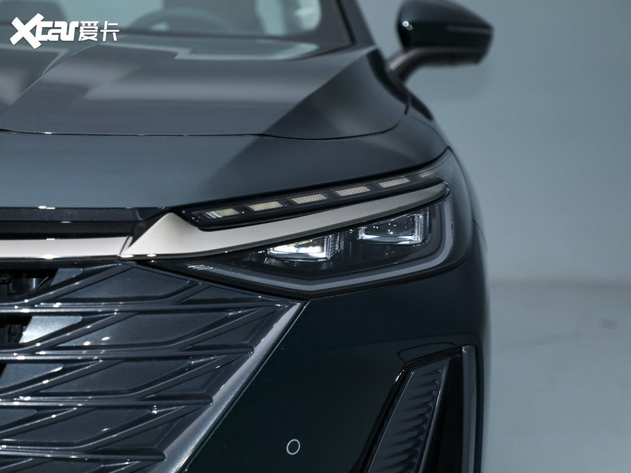 20238 ܰ 2.0T DCT