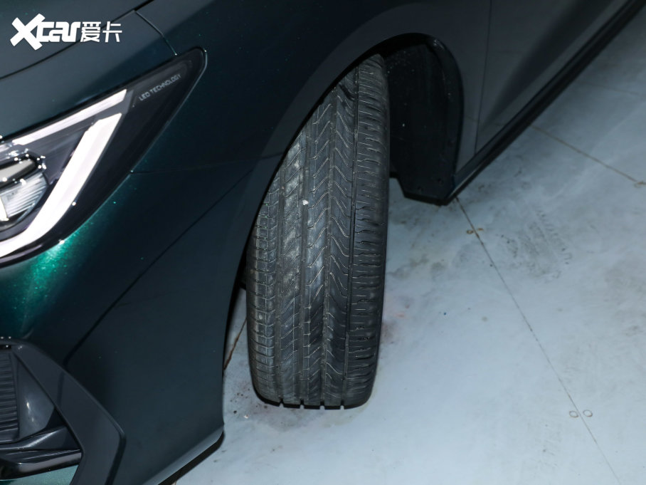 20238 ܰ 2.0T DCT